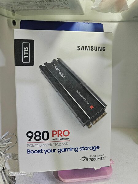 Ssd  samsung 980 pro - 7Gigabit