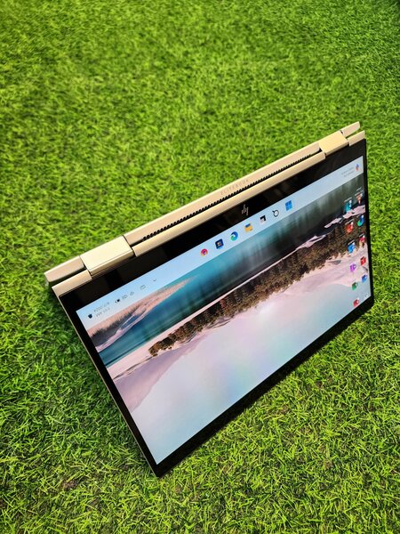 HP ELITEBOOK X360 830 G6