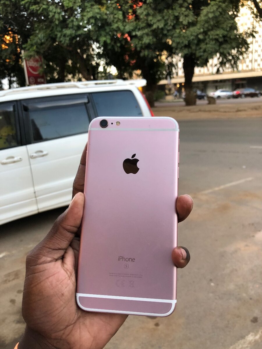 iPhone 6s Plus 32gb fully functional