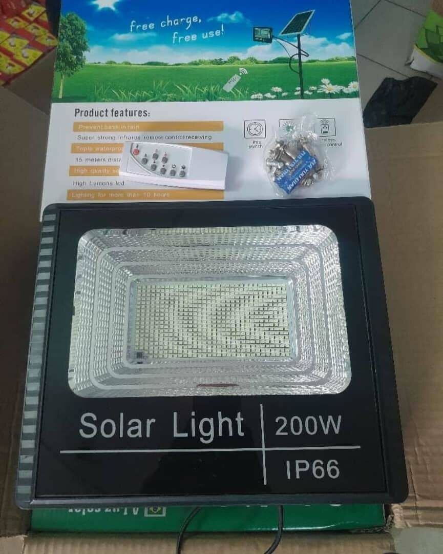 Projecteurs solaires 10H(+ autonomie)