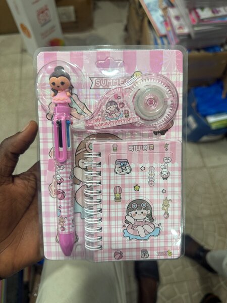 Ensemble papeterie enfant