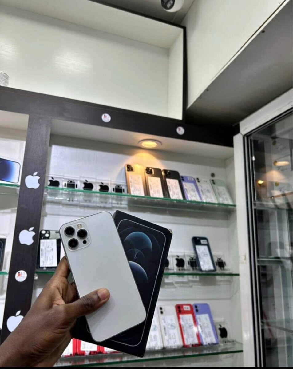 Smartphone Apple avec Packaging