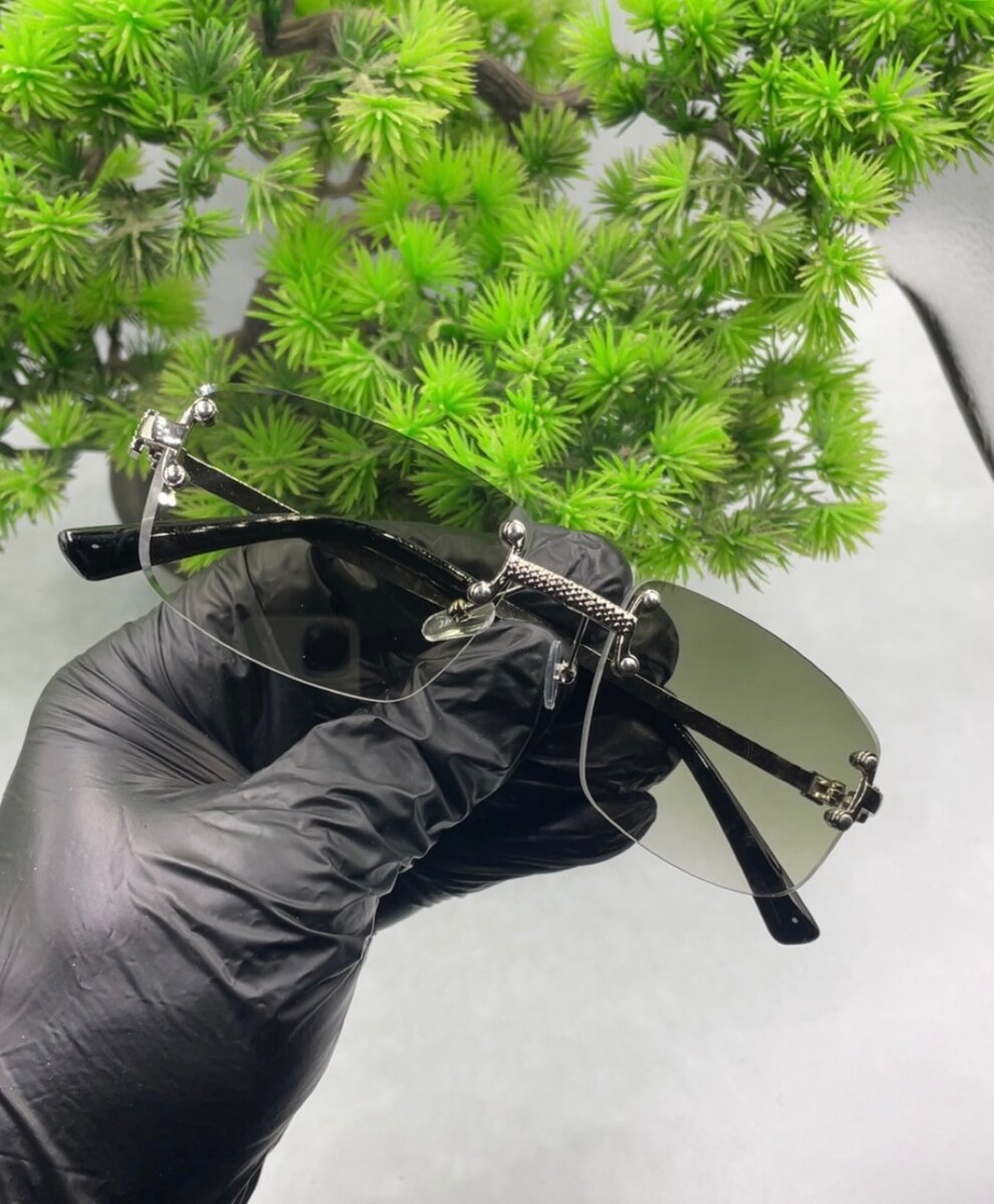 Lunettes Type Cartier