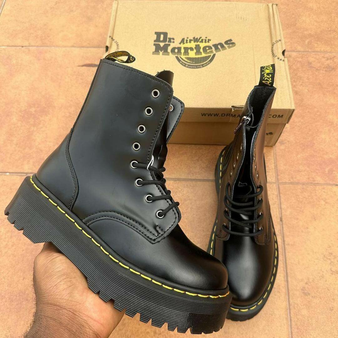 Bottes Plateforme en Cuir Noir