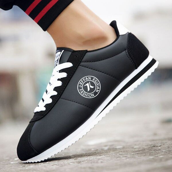 SPORTS SNEAKERS. sizes:39-44