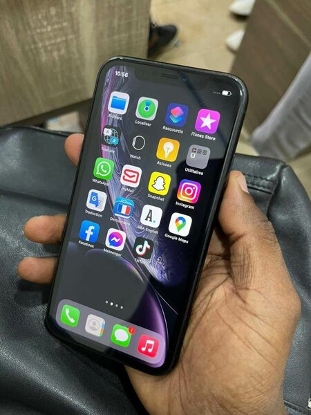 iPhone XR 64 Go Noir