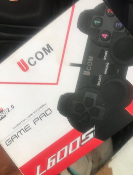 UCom Game controller