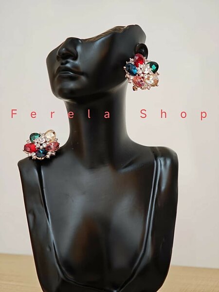 Boucles d'oreilles strass luxueuses