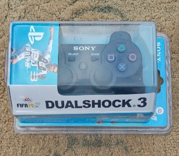 Manette PS3 neuve scellée