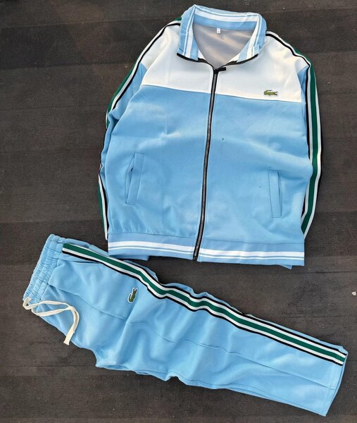 Ensemble de survêtement Lacoste