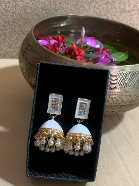 Menakari Indian Jhumki