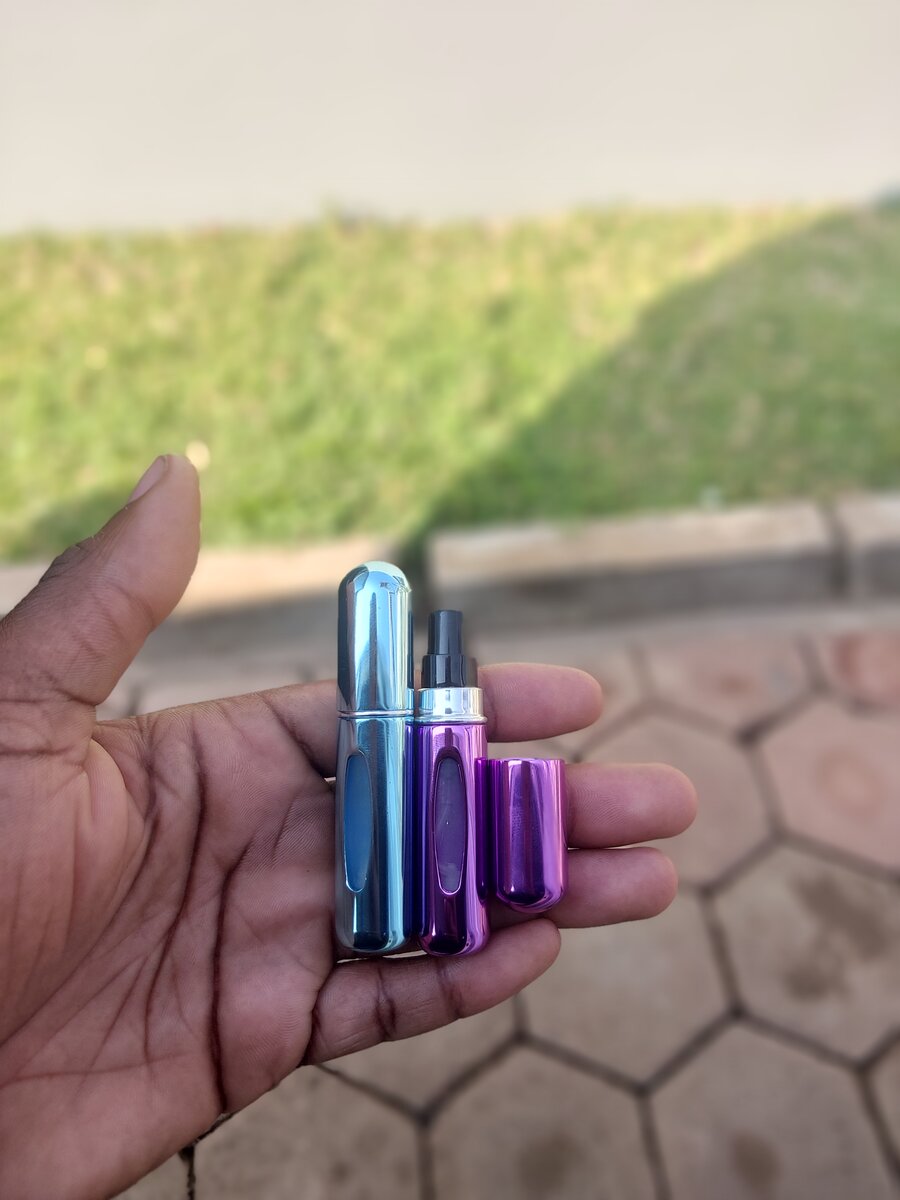 Refillable Portable Mini Perfume Spray Bottle