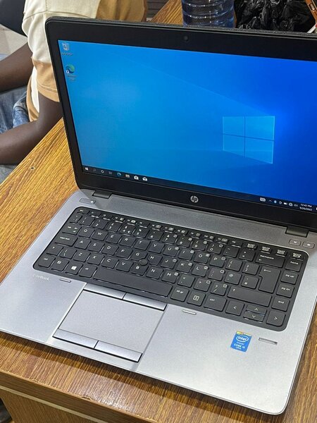HP ELITEBOOK 840 G2