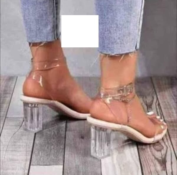 belles chaussures pour femmes