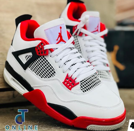 JORDAN 4 40-44