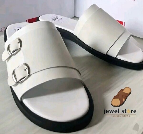 Sandales blanches chic