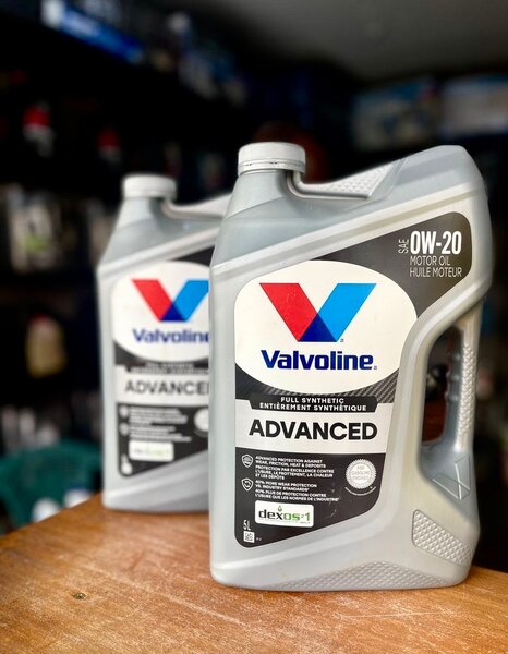VALVOLINE 0W20 Engine Oil Imported from Canada