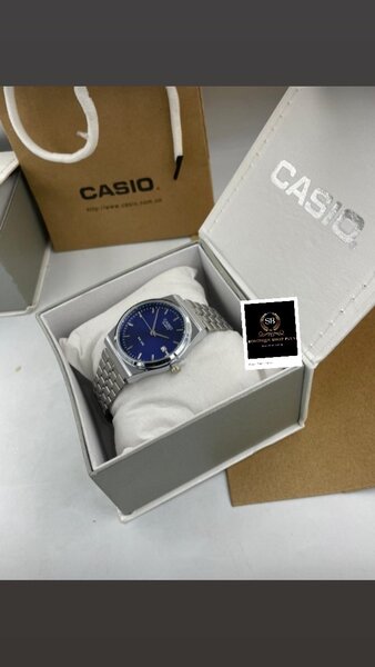Montre CASIO authentique avec tous accessoires