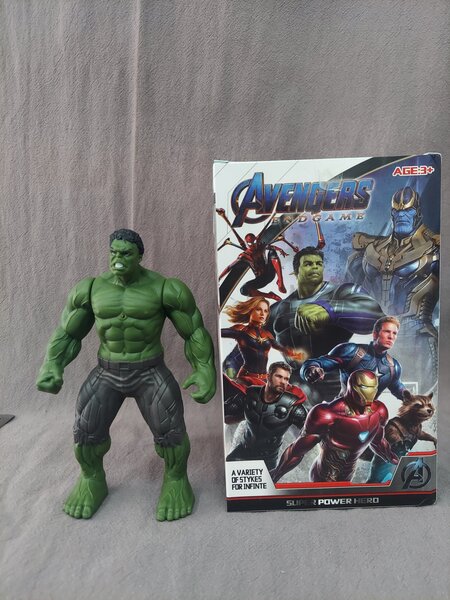 Figurine Hulk 17cm Avenger
