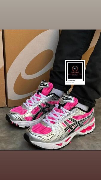 Sneakers de course roses tendance