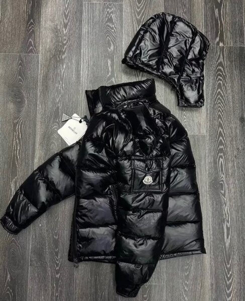 Куртка MONCLER, последние M-L размер