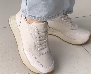 Кроссовки натуралки