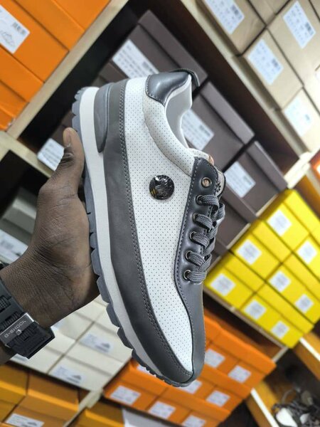 Baskets urbaines en cuir élégantes