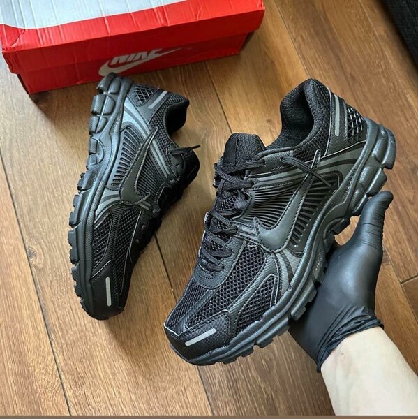 Nike Men's Running Sneakers