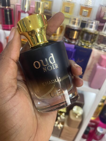 Parfum Oud Noir Khadlaj