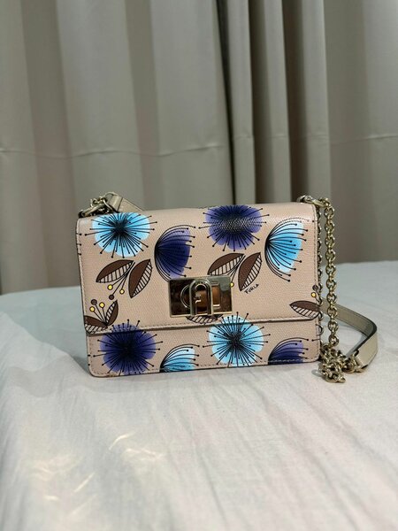 Petit sac à bandoulière fleuri