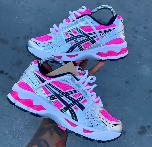 Chaussure Asics rose