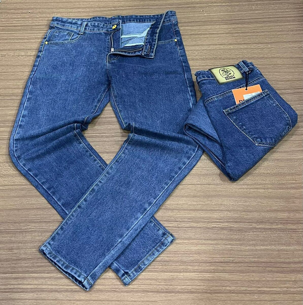 Stock jeans