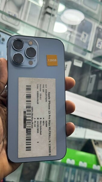 iPhone 13 Pro Max 128g quasi neuf