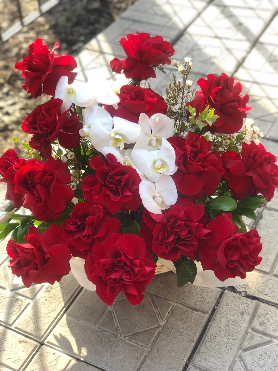 Цветы игрушки корзины