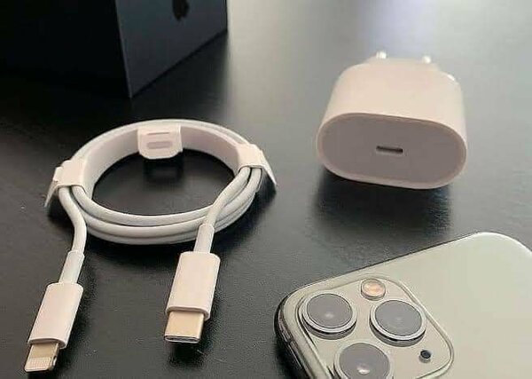 Chargeur original iphone fast charge
