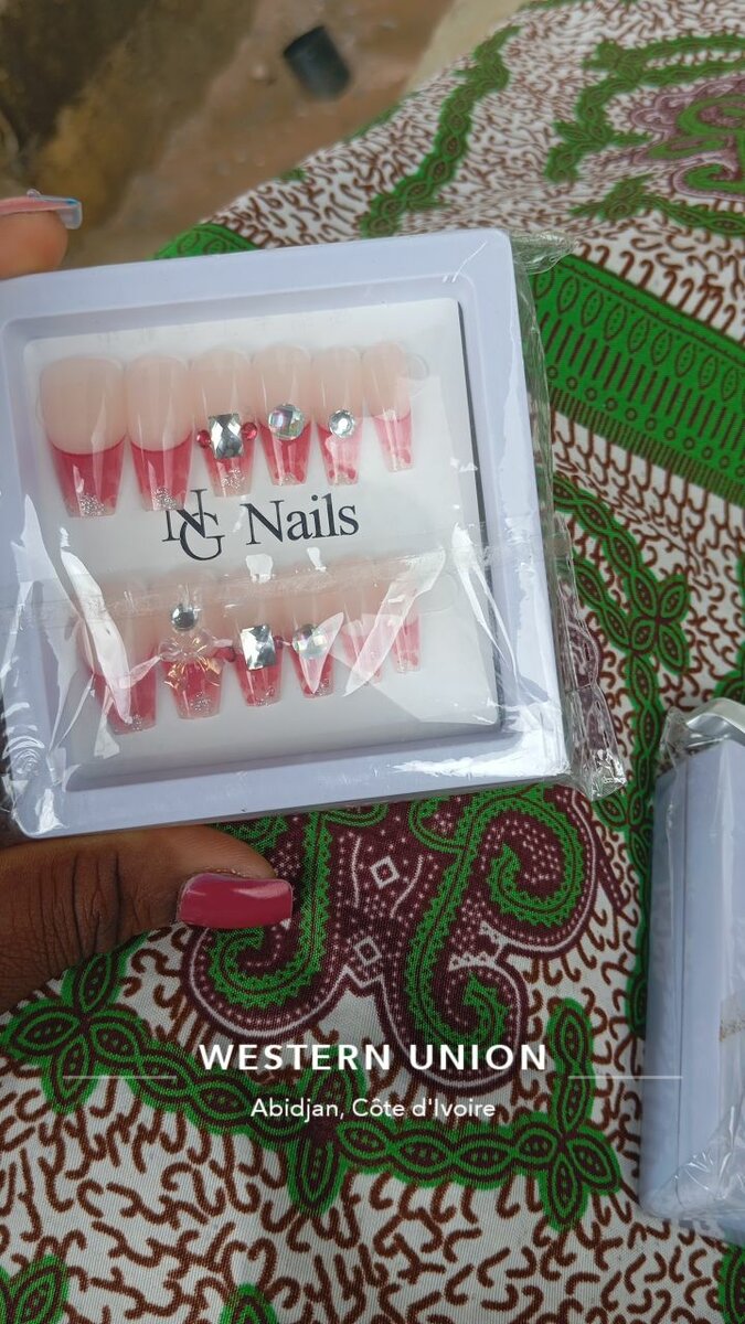 Ongles Artificiels Élégants