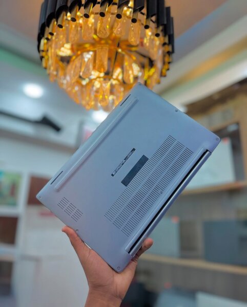 Dell latitude Touchscreen 7400 i7