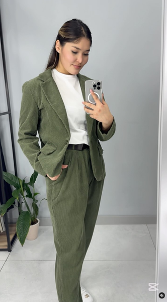 Двойка из вельвета 😍