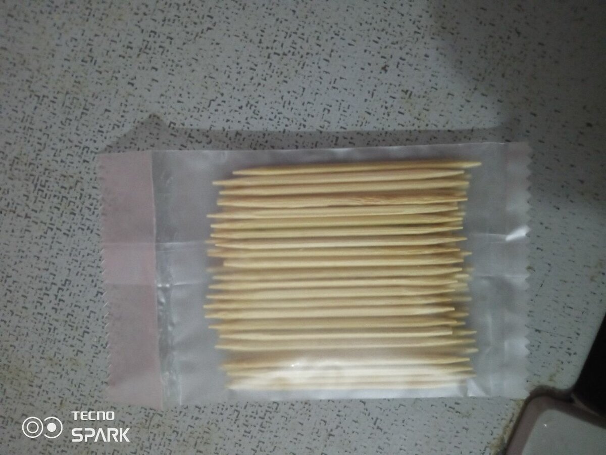 Cure-dents en bois naturel