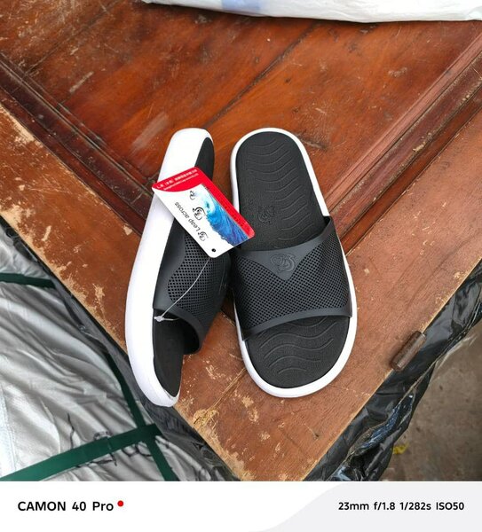 Tongs de plage légères unisexes