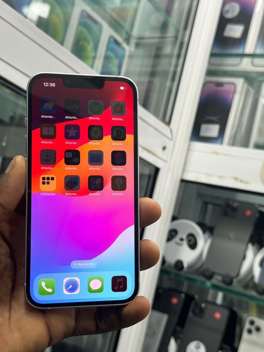 iphone 14 128g très propre