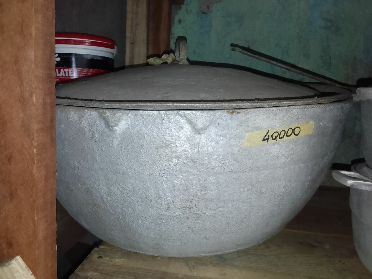 Marmite en fonte résistante