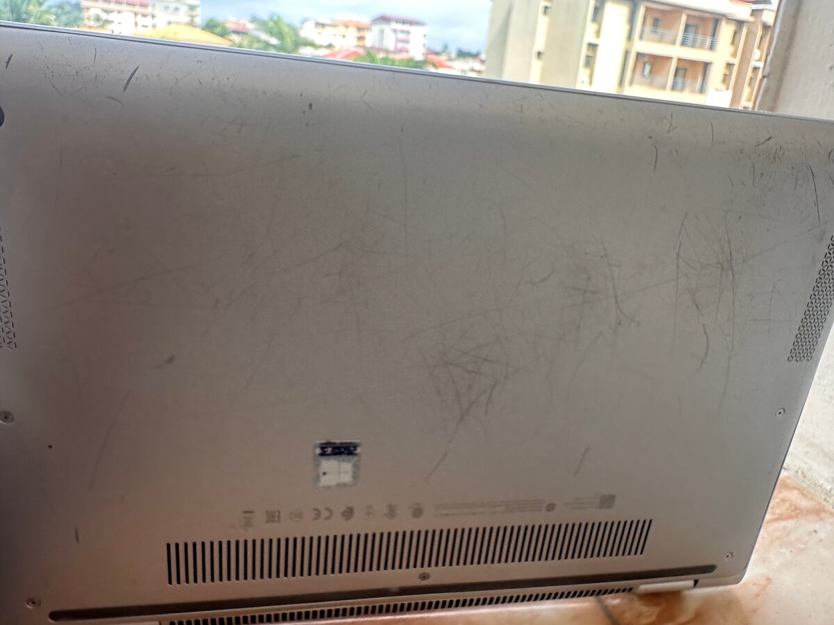 Portable professionnel léger