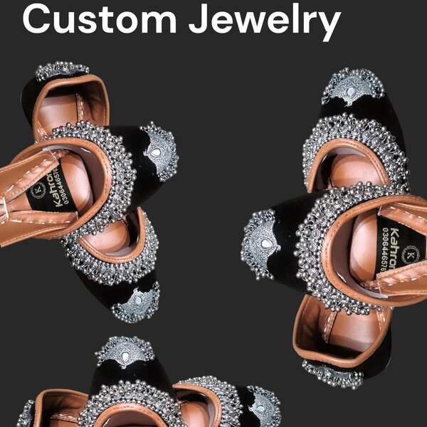 Rajitani metal bridal khussa