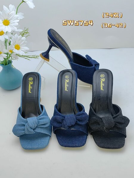 Mules à Talon avec Noeud