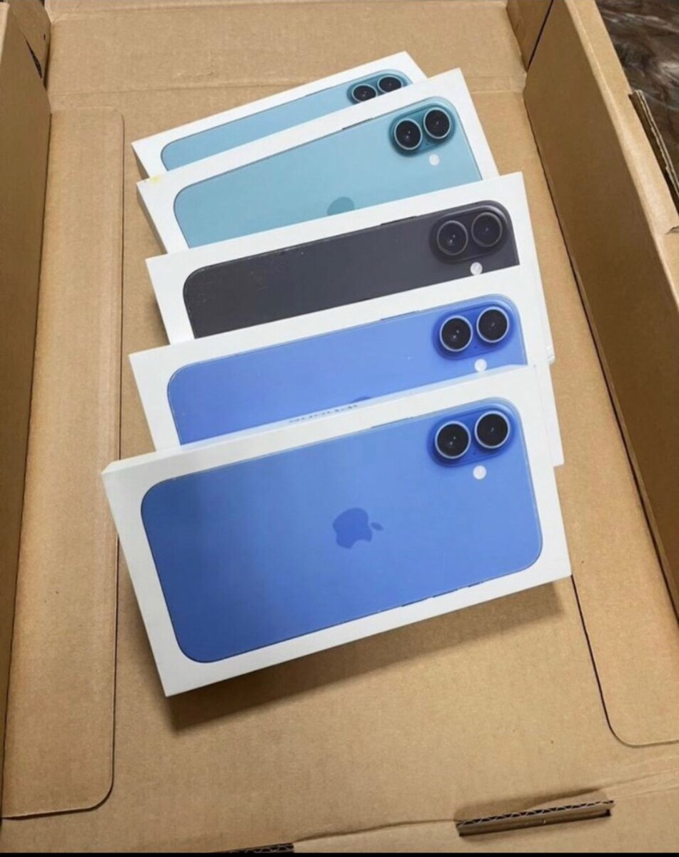 iPhone 16, 128gig available