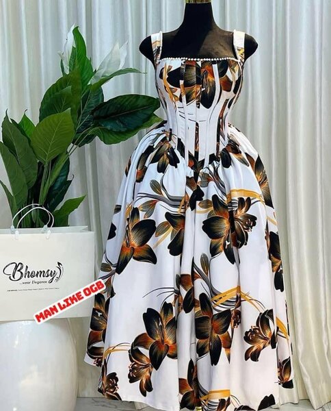 Robe longue fleurie élégante