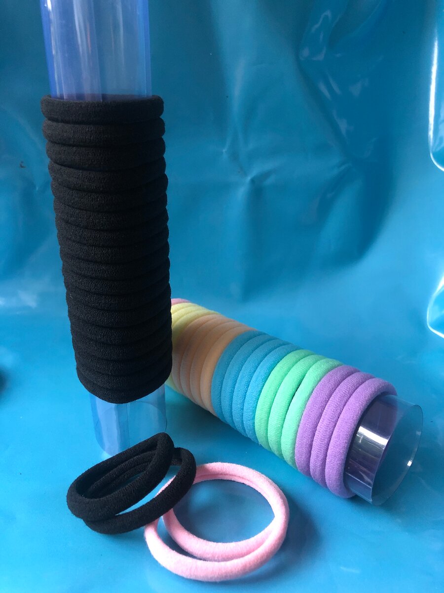 Chouchou à cheveux colorés