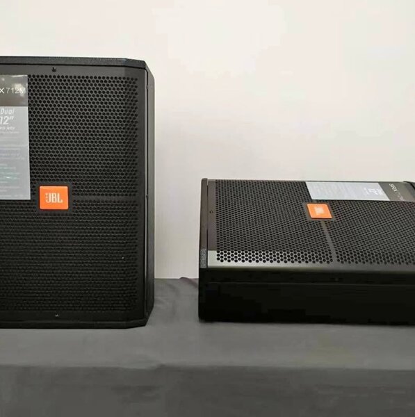 Enceintes JBL Puissantes