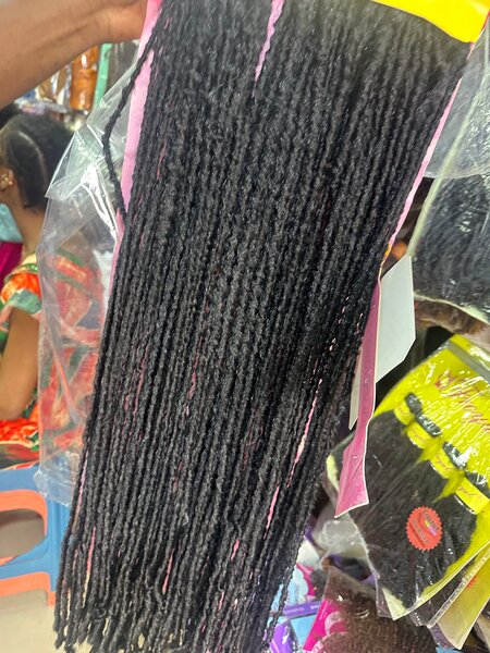 Extensions de Cheveux Synthétiques